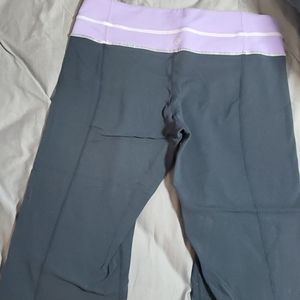 Lulu Reversible Capris